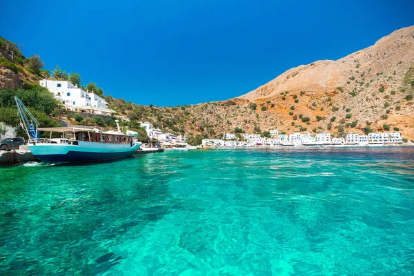 Řecké vesnici Loutro, Chania, Kréta, Řecko. — Stock fotografie