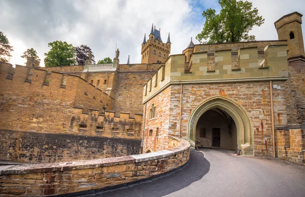 Burg Hohenzollern auf der Schwäbischen Alb in Baden-Württemberg, Deutschland — Stockfoto