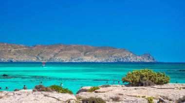 Tropikal kumsalı ile turkuaz su, Elafonisi, Crete, Yunanistan