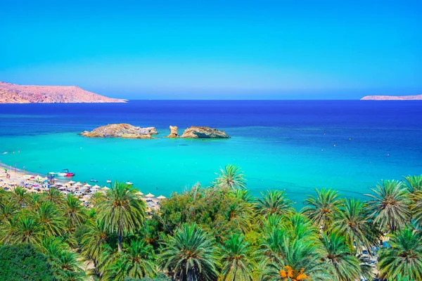 Paysage pittoresque de palmiers, eau turquoise et plage tropicale, Vai, Crète, Grèce . — Photo