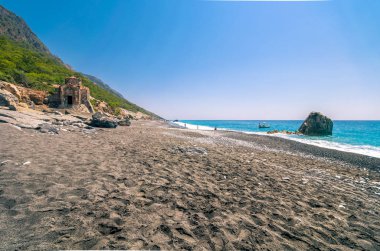 Saint Paul Kilisesi, Selouda, Opiso Egiali alan, Hanya, Girit, Yunanistan inanılmaz bir kumsalda yerde inşa edilmiş çok eski bir Bizans kilisesi olan Agios Pavlos plaj.