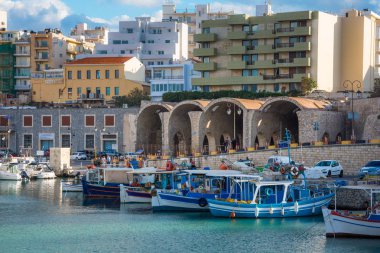 Neoria, Venedik surlarının eski Tersaneler, Heraklion, Girit, Yunanistan üzerinde 02 Ekim 2017.