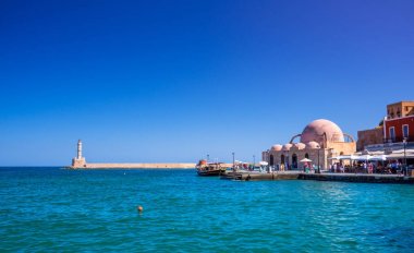 Hanya, Girit, Yunanistan üzerinde 28 Ağustos 2017 Eski Liman Panoraması.