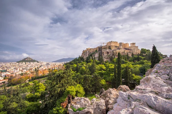 Akropolis Met Parthenon Met Heuvel Van Customers Mooie Wolken Griekenland — Stockfoto