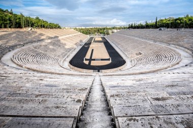 Panathinaiko Stadyumu Atina, Yunanistan (ilk modern Olimpiyat oyunlarına ev sahipliği 1896 yılında), olarak da bilinen iyi mermer taş anlamına gelir Kalimarmaro