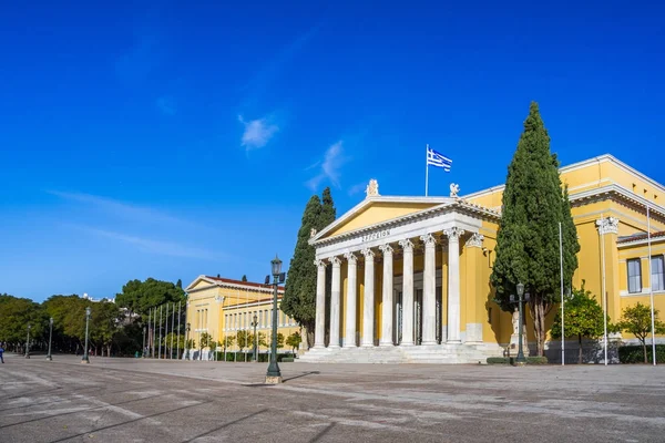 アテネ ギリシャの国立庭園におけるザッピオン ホール ザッピオン メガロは 新古典主義 会議や展示会センターを構築 — ストック写真