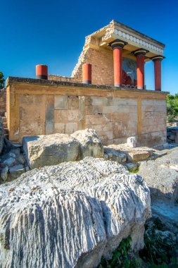 Knossos Kandiye yakınındaki eski duvarları. Minoan Saray kalıntıları olduğu Akdeniz Girit Adası Unesco geçici liste, Yunanistan saraylarda en büyük arkeolojik sitesi