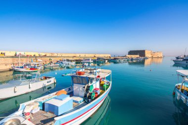 Kandiye Limanı eski Venedik fort Koule ve Tersaneler, Crete, Yunanistan