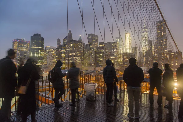 Нью-Йорк - Бруклинский мост и Skyline — стоковое фото