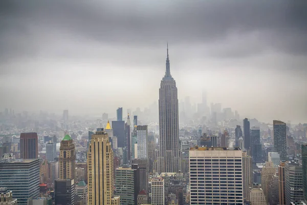 New York - Skyline von der Spitze des Felsens — Stockfoto
