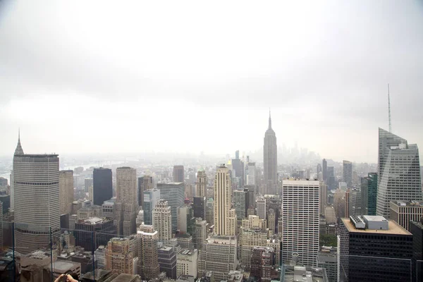 Нью-Йорк - Skyline з вершини скелі — стокове фото