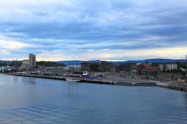 Outlook deniz ve şehir Oslo, Norveç.