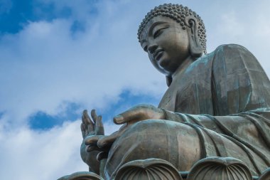 Büyük Tian Tan Buda Po Lin manastırda