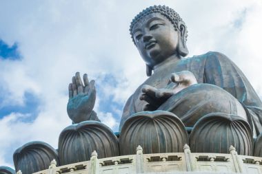 Büyük Tian Tan Buda Po Lin manastırda