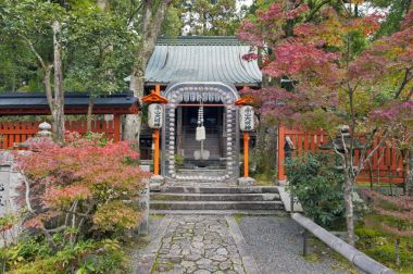 Sekizan Zen-in, Japanese temple in Kyoto during autumn clipart