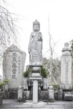 Kyoto, Japonya - Kasım 2016: Kannon heykel (Guanyin) veya Tanrıça, Kyoto, Japonya Enkoji Tapınağı'nda yer alan merhamet, bir Doğu Asya ermiş