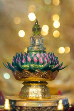 Phra Buda Bootsayarat veya Phra Kaeo Yod Nam Kang, Tayland, Wat Mahathat Tapınağı'nda enshrined kuzeydoğu bölgesinde: Yasothon ilinde en önemli Buda heykeli