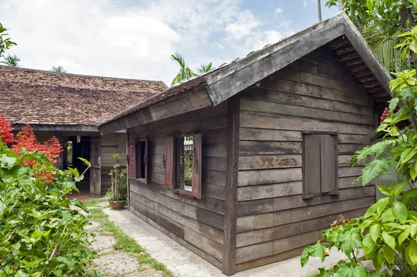 Nakhon Phanom, Tayland - Mayıs 2017: Ho Chi Minh'ın anma house, Tay-Vietnam dostluk Köyü Baan Na Chok genç Ho Chi Minh yaşadığı sırasında ahşap guesthouse orta 1920 lerin sonunda için.