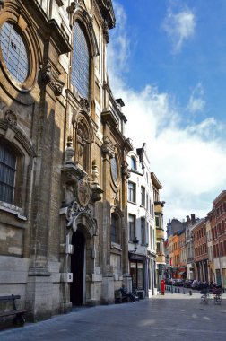 Church of Our Lady, yardım (Notre-Dame de Bon Secours), Katolik parish Kilisesi karışık Barok 17 yüzyılda inşa edilen ve Flaman-İtalyan mimari tarzı, Brüksel, şehir merkezinde bulunan