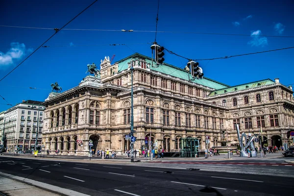 Vienna Opera House Tegen Blauwe Lucht Wenen Oostenrijk — Stockfoto