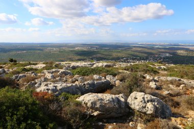 Sabah İsrail kuzeyinde dağlarda 
