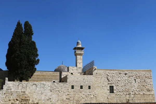 Caminhar através de Jerusalém antiga — Fotografia de Stock