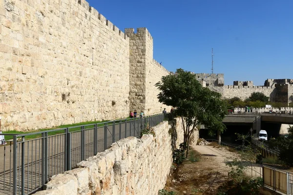 Walk through ancient Jerusalem — Stock Photo, Image