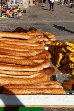 ekmek sokakta satılan 