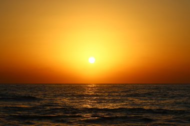 başınızın üstünde geniş gökyüzü 