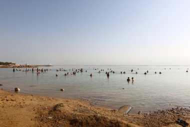 Ölü Deniz - Sodom deniz kıyısında 