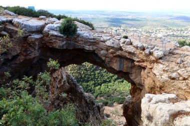 Kemerli mağara, gökkuşağı 