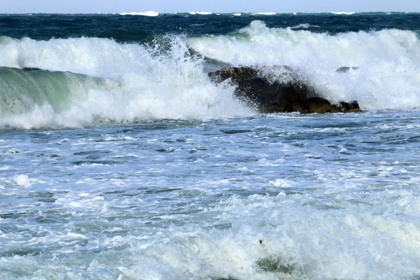 Una tempesta in mare — Foto Stock