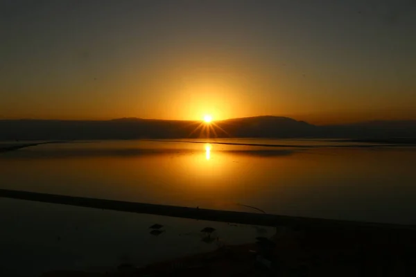 Nascer do sol no Mar Morto — Fotografia de Stock