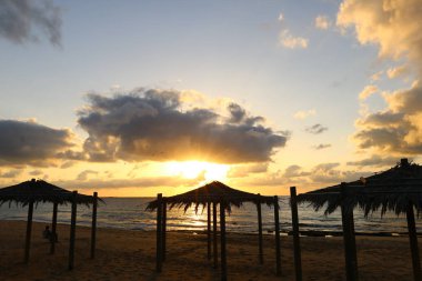 Günbatımında gökyüzünün renk 