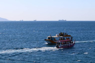 Antik Akko-denizde eski bir kale 