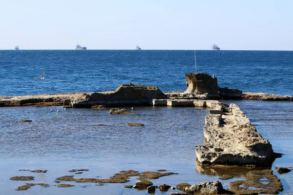 Древний Акко - старинная крепость на берегу моря — стоковое фото