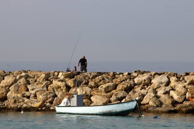 Akdeniz kıyısında 