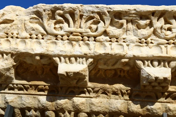 Caesarea - starożytne miasto, znajdujące się na śródziemnomorskim wybrzeżu Izraela. — Zdjęcie stockowe