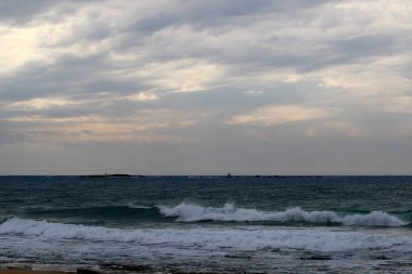 başınızın üstünde geniş gökyüzü 