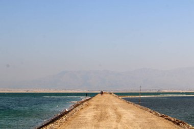 başınızın üstünde geniş gökyüzü 