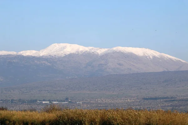 ハーモン山で雪が降る — ストック写真