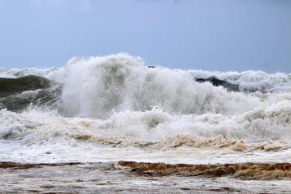 Storm op de Middellandse Zee — Stockfoto