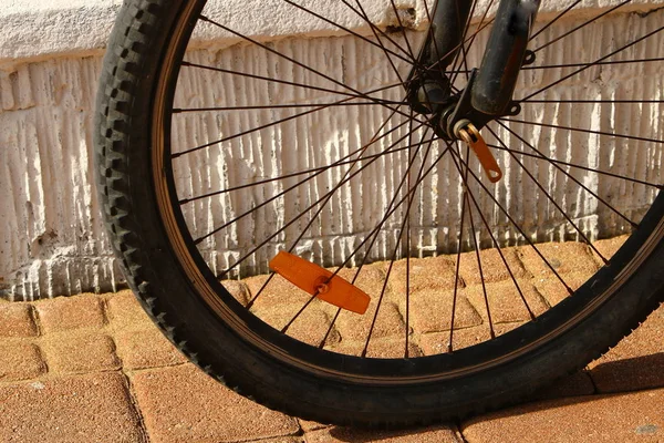 tarihin tekerlek iplik 