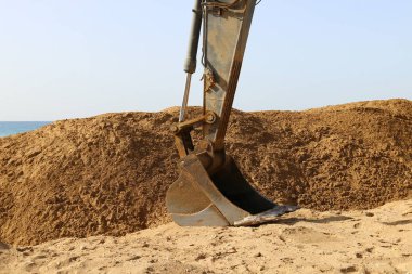O büyük Ekskavatör inşaat 