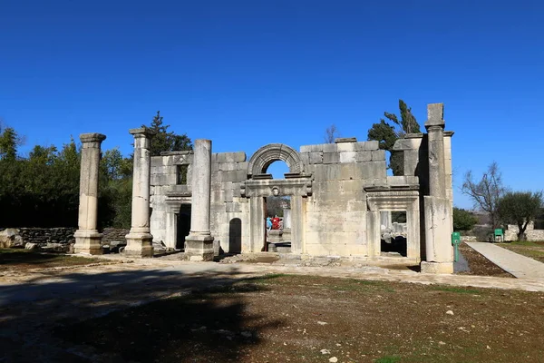 Eski sinagog Baram Milli Parkı'nda. — Stok fotoğraf