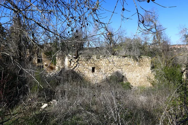 La antigua sinagoga en el Parque Nacional Baram . — Foto de Stock