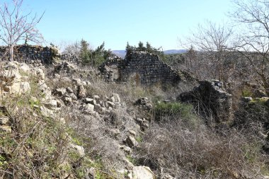 Maruniler köy kalıntıları 
