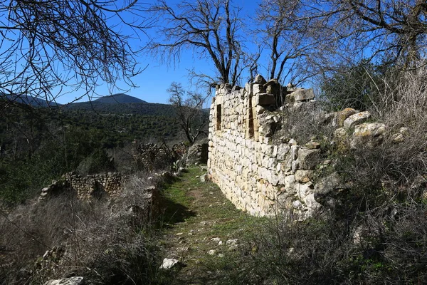 Maruniler köy kalıntıları 