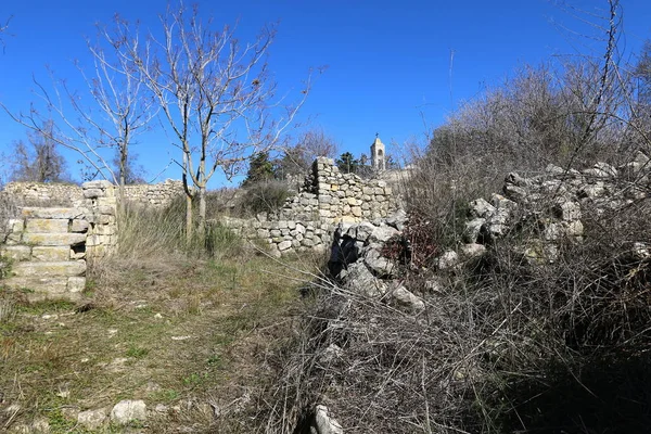 Las ruinas de la aldea de los maronitas — Foto de Stock