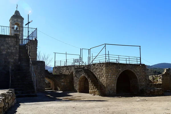 Maruniler köy kalıntıları 